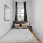 Rent 4 bedroom apartment of 62 m² in berlin