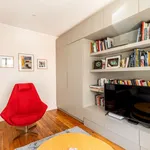 Rent 1 bedroom apartment of 52 m² in Paris