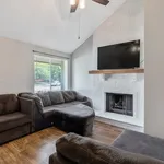 Rent 6 bedroom house in Central Arlington