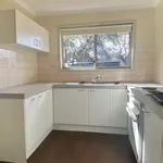 Rent 3 bedroom house in banks