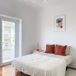 Rent a room in lisbon