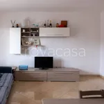 Rent 5 bedroom apartment of 90 m² in Lizzanello