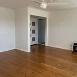 Rent 3 bedroom house in Tamworth