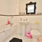 Rent 2 bedroom flat in Borough of Spelthorne