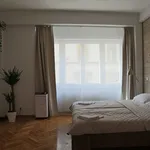 Pronajměte si 2 ložnic/e byt o rozloze 65 m² v Prague