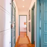 Rent 4 bedroom apartment in Lisbon