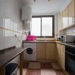 Rent a room of 130 m² in valencia