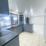 Rent 4 bedroom house in  Mermaid Waters QLD 4218                        