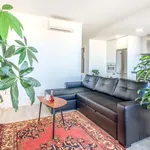 Rent 2 bedroom apartment of 55 m² in Lisbon