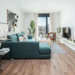 Rent 4 bedroom apartment of 85 m² in Madrid