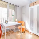 Rent 4 bedroom apartment in Valencia