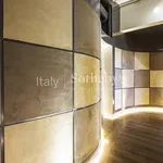 Rent 6 bedroom apartment of 120 m² in Roma