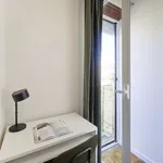 Rent a room in lisbon