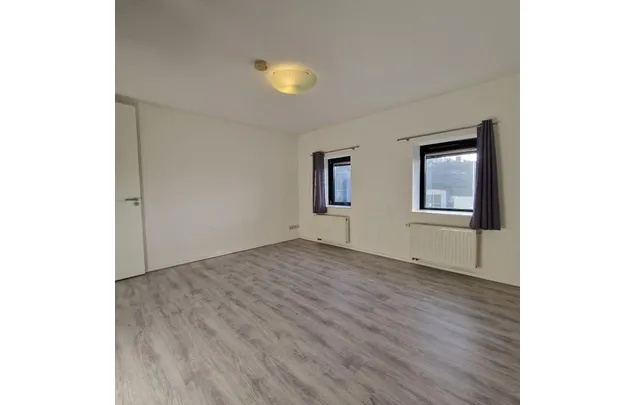 Huur 3 slaapkamer appartement van 175 m² in Groningen