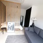 Appartement de 300 m² avec 1 chambre(s) en location à Nice