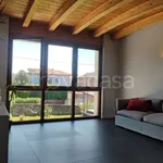 Rent 6 bedroom house of 254 m² in Angera