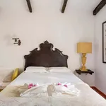 Rent 7 bedroom apartment of 269 m² in São João das Lampas