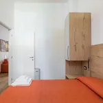 Rent 2 bedroom apartment of 61 m² in bologna