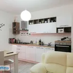 Rent 3 bedroom apartment of 85 m² in Milan