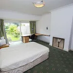 Rent 6 bedroom flat in West Midlands