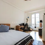 Rent 3 bedroom apartment of 144 m² in Paris