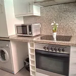 Rent 2 bedroom apartment of 75 m² in Alicante