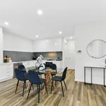 Rent 3 bedroom apartment in Oakleigh East