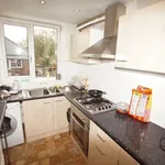 Rent 2 bedroom flat in West Midlands