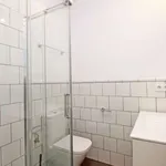 Rent a room of 200 m² in barcelona