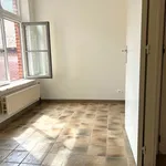 Gelijkvloers 3-slaapkamer appartement met ruim terras