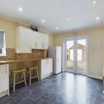 Rent 3 bedroom house in East Midlands