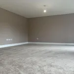 Rent 5 bedroom apartment in Stockport