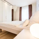 Miete 3 Schlafzimmer wohnung von 65 m² in Düsseldorf