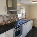 Rent 4 bedroom flat in Wales