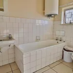 Rent 1 bedroom apartment in Port Elizabeth