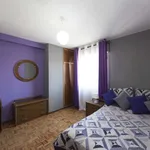 Rent a room of 160 m² in alcala_de_henares