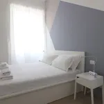 Rent 1 bedroom apartment in Milan