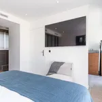 Appartement de 85 m² avec 3 chambre(s) en location à Cannes