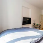 Miete 2 Schlafzimmer wohnung von 65 m² in Berlin