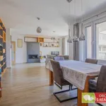 Pronajměte si 3 ložnic/e byt o rozloze 107 m² v Prague