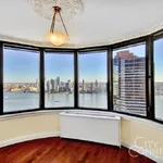 Rent 2 bedroom apartment of 96 m² in New York