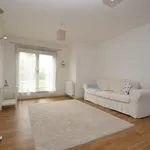 Rent 2 bedroom flat in Stirling