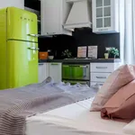 Rent 2 bedroom apartment in Milan