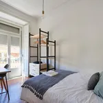 Rent 6 bedroom apartment in Lisbon