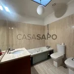 Rent 5 bedroom house of 200 m² in Braga