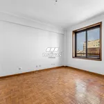 Rent 3 bedroom apartment of 133 m² in Matosinhos