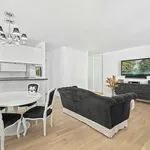 Rent 1 bedroom apartment of 76 m² in New York City