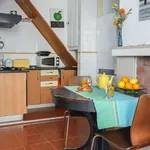 Rent 3 bedroom apartment of 60 m² in lisbon