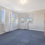 Rent 3 bedroom house in Charlestown