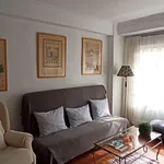 Alquilo 3 dormitorio apartamento de 80 m² en  Sevilla